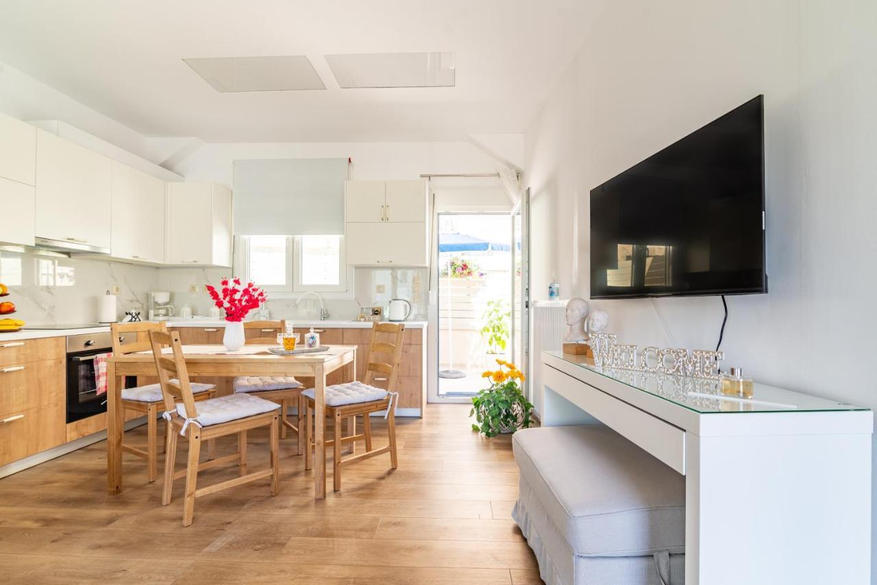 Sophia'S Comfortable Home With A Private Backyard Gazi Eksteriør billede